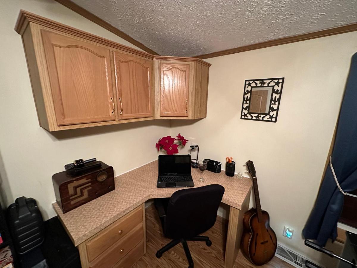 Spacious Cozy Getaway ! King Bed, Game Room, Out Door Patio Cairo 外观 照片